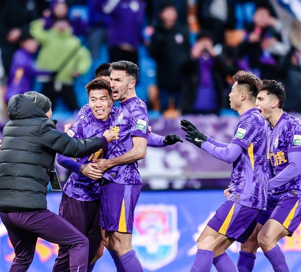 系敲响了警 系敲响了警