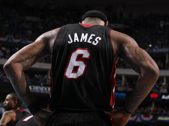 主办方都应 主办方都应